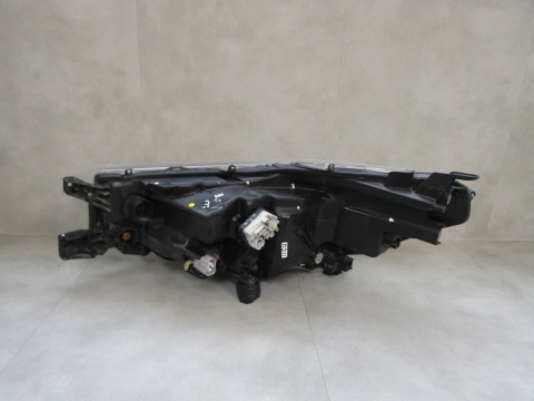 LAMPA PRZÓD TOYOTA HILUX VIII 8 LIFT FULL LED 20- RH PRAWA
