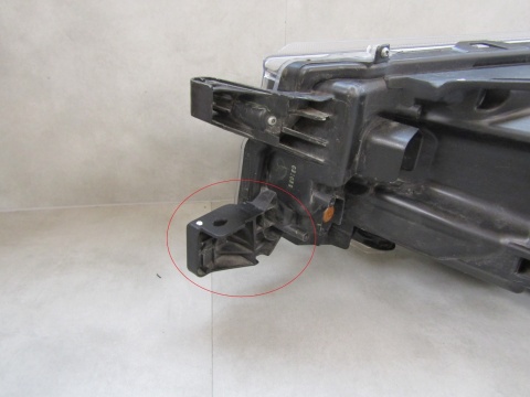 LAMPA PRZÓD TOYOTA HILUX VIII 8 LIFT FULL LED 20- RH PRAWA