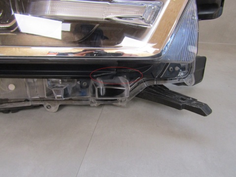 LAMPA PRZÓD TOYOTA HILUX VIII 8 LIFT FULL LED 20- RH PRAWA