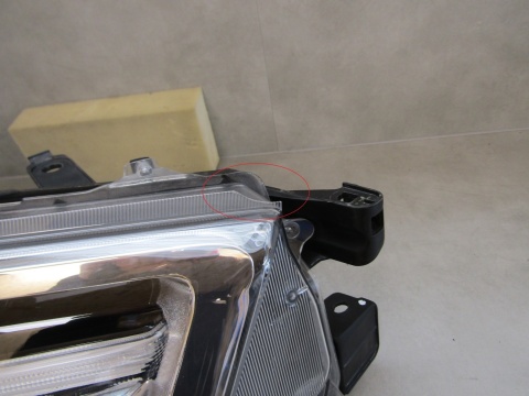 LAMPA PRZÓD TOYOTA HILUX VIII 8 LIFT FULL LED 20- RH PRAWA