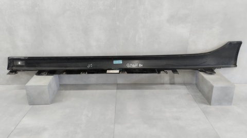 Listwa progowa prawa BMW 1 F40 2 F44 19- próg