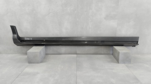 Listwa progowa prawa Ford Kuga MK2 Titanium ST 12-19