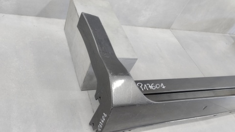 Listwa progowa prawa Ford Kuga MK2 Titanium ST 12-19