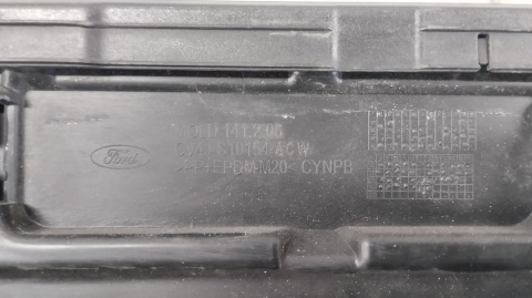 Listwa progowa prawa Ford Kuga MK2 Titanium ST 12-19