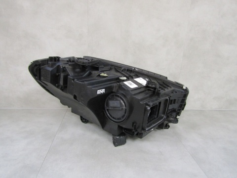 Lampa przód Mercedes C Klasa W206 FULL LED HIGH PERFORMANCE 22- LH A2069060703