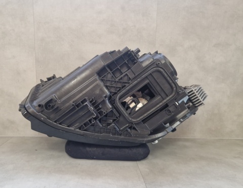 LAMPA PRZÓD MERCEDES EQA EQB FULL LED PERFORMANCE RH PRAWA 21-24
