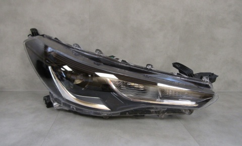 LAMPA PRZÓD TOYOTA COROLLA CROSS LED 20- RH PRAWA