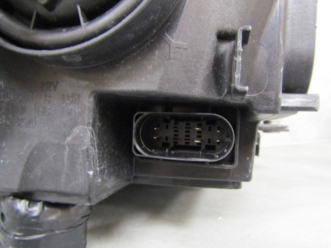 LAMPA PRZÓD MERCEDES C Klasa W206 FULL LED HIGH PERFORMANCE 22- LH A2069066104