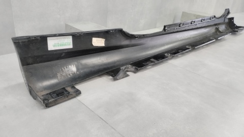 Listwa progowa lewa Mercedes E-klasa W207 AMG Cabrio 207 09-17