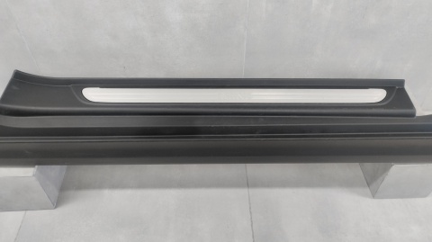 Listwa progowa prawa Mini Cooper F56 F57 13-24