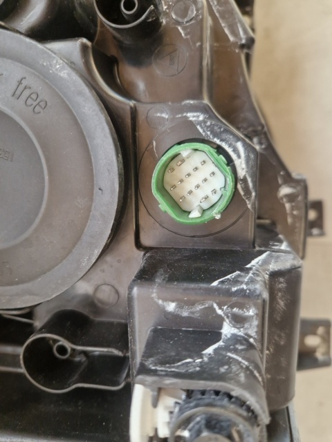 LAMPA PRZÓD FIAT TIPO II 2 KSENON NIESKRĘTNY 15-20 LH LEWA 52145167E