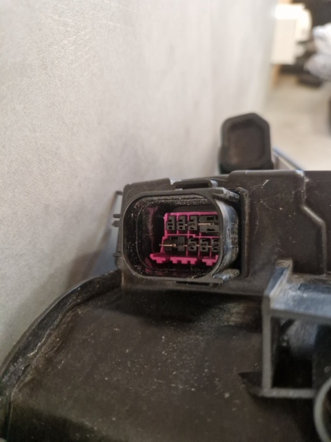 LAMPA PRZÓD AUDI Q7 4M0 LIFT 19-24 LASER LH KOMPLETNA 4M0941085