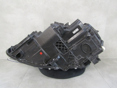 Lampa przód Mercedes A Klasa W176 ZWYKŁA 12-15 RH PRAWA A1768203961KZ