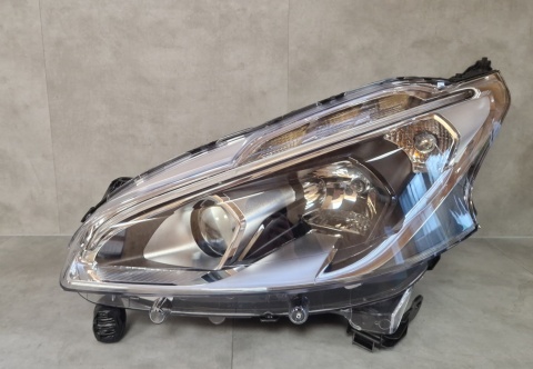 LAMPA PRZÓD PEUGEOT 208 I LIFT ZWYKŁA SOCZEWKA + LED 15-19 LH LEWA 981005780