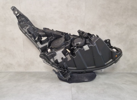 LAMPA PRZÓD PUGEOT 208 I LIFT ZWYKŁA SOCZEWKA + LED 15-19 LH LEWA 9810805780