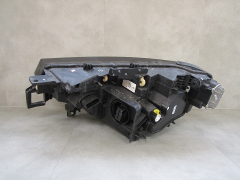 LAMPA PRZÓD VOLKSWAGEN ID.4 ID4 ID.5 ID5 FULL LED IQ LIGHT 20- RH 11B941036G