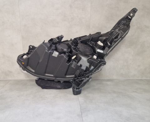 LAMPA PRZÓD PEUGEOT 208 I LIFT ZWYKŁA SOCZEWKA 15-19 PRAWA RH 9810805880