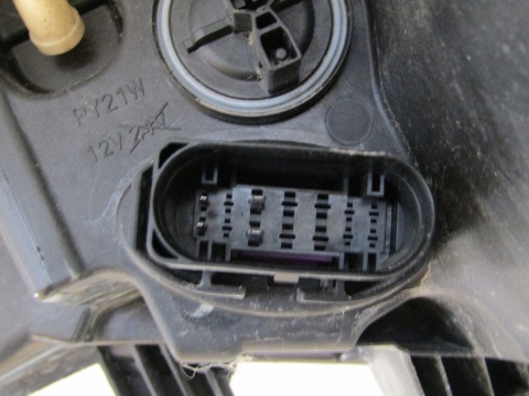 LAMPA PRZÓD VOLKSWAGEN ID.4 ID4 ID.5 ID5 LED 20- PRAWA RH 11B941006A