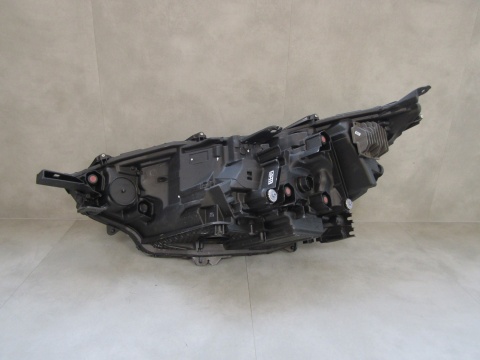 LAMPA PRZÓD TOYOTA BZ4X EA10 FULL LED RH PRAWA 22-