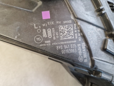 LAMPA PRZÓD AUDI A3 8Y FULL LED MATRIX 20- LEWA LH 8Y0941035