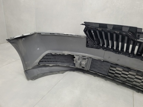 Zderzak przód przedni Skoda Fabia 3 III 6V0 Lift 18-21