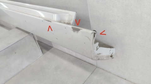 Listwa progowa prawa Volvo V40 V-40 12-19 próg