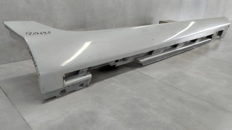 Listwa progowa prawa Volvo V40 V-40 12-19 próg