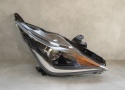 Lampa przód Toyota Aygo 2 II ZWYKŁA SOCZEWKA + LED 14-18 RH KOITO 0H-17