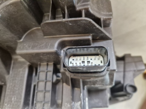 LAMPA PRZÓD FORD KUGA MK3 LIFT LED 24- LEWA LH PV4B13E015-CE