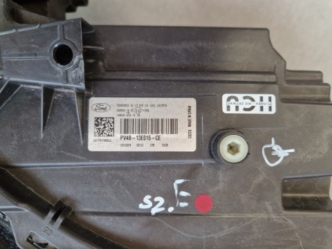 LAMPA PRZÓD FORD KUGA MK3 LIFT LED 24- LEWA LH PV4B13E015-CE