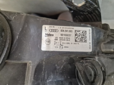 LAMPA PRZÓD AUDI A1 82A ZWYKŁA 18-26 LEWA LH 82A941003