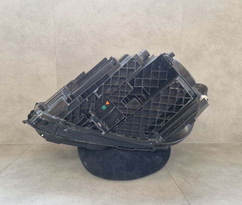 LAMPA PRZÓD MERCEDES B-KLASA W247 FULL LED PERFORMANCE RH 18-22 A2479062603KZ