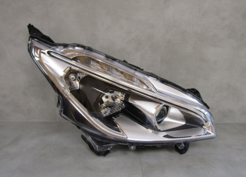 LAMPA PRZÓD PEUGEOT 208 I LIFT ZWYKŁA SOCZEWKA 15-19 PRAWA RH 9810805880