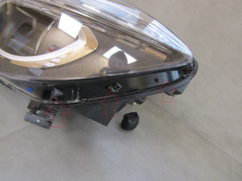 LAMPA PRZÓD MERCEDES CLA W117 KSENON NIESKRĘTNY 13-16 LH A1179065100