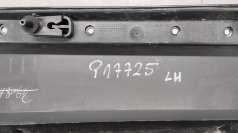 Listwa progowa lewa POLESTAR 4 osłona próg 23-