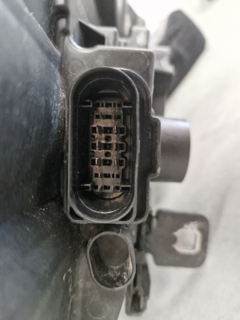 LAMPA PRZÓD AUDI A3 8V LIFT KSENON NIESKRĘTNY 16-20 LEWA LH 8V0941005E