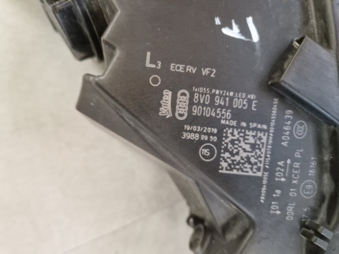 LAMPA PRZÓD AUDI A3 8V LIFT KSENON NIESKRĘTNY 16-20 LEWA LH 8V0941005E