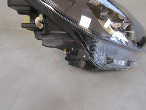 LAMPA PRZÓD FORD TRANSIT CUSTOM 2 II LED 23- RH PRAWA PZ31-13E014-CB