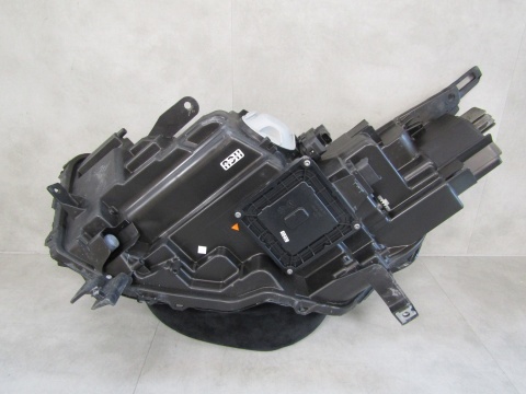 LAMPA PRZÓD NISSAN TOWNSTAR FULL LED RH PRAWA 21- KOITO 100-6E00E