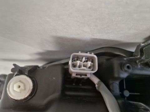 LAMPA PRZÓD SUZUKI IGNIS III LED 16- LEWA LH 100-5939D