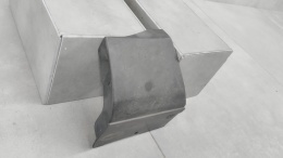 Listwa progowa błotnika lewa lewy przód Mazda CX3 CX-3 14-21 d10e-b0012
