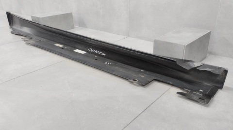 Listwa progowa lewa BMW IX2 ix 2 U10 M Pakiet 23-