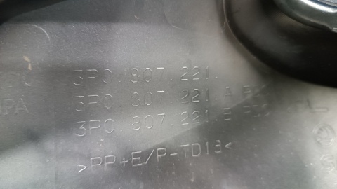 Zderzak przód przedni Skoda Superb 4 3P0807221 24- /+ 4PDC + Wiązka