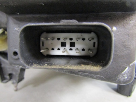Lampa przód Ford Transit Courier ZWYKŁA 14- LH JT76 13W030 CD