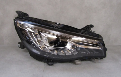 LAMPA PRZÓD MG HS 1 I FULL LED RH PRAWA 18-20