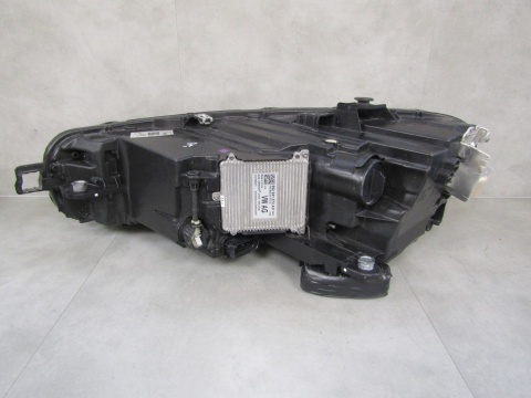 Lampa przód VW Passat B9 FULL LED TOP IQ LIGHT 23- RH PRAWA 3J1941036
