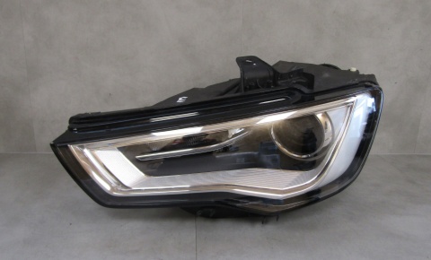LAMPA PRZÓD AUDI A3 8V0 8V KSENON NIESKRĘTNY 12-16 LH LEWA 8V0941005