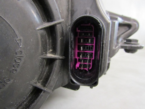 LAMPA PRZÓD AUDI A3 8V0 8V KSENON NIESKRĘTNY 12-16 LH LEWA 8V0941005