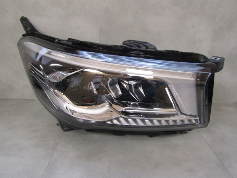 LAMPA PRZÓD MAXUS DELIVER 9 V90 FULL LED PRAWA RH 19- C0013996