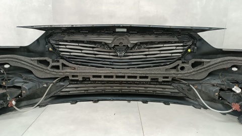 Zderzak przód Vauxhall (Opel) Insignia B 2 II 17-20 / kompletny